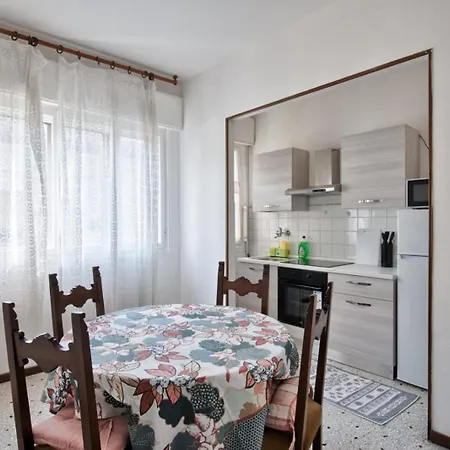 Cozy Miranese Venice 아파트 젤라리노